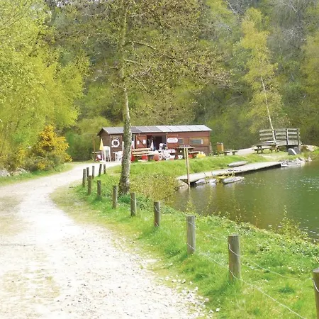 Nyaraló In Montsernelle *