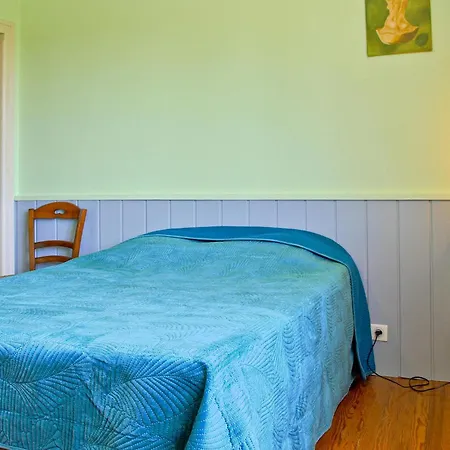 In Montsernelle * Lithaire