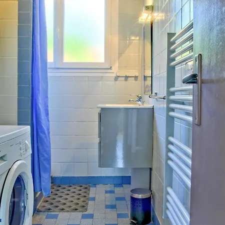 In Montsernelle Nyaraló