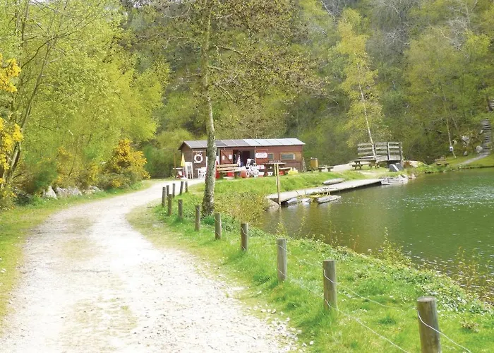 Hébergement de vacances In Montsernelle *