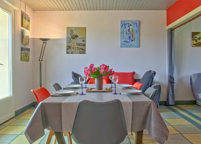 In Montsernelle בית נופש *